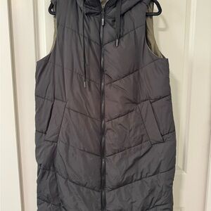 Zara Black Quilted Hooded Vest